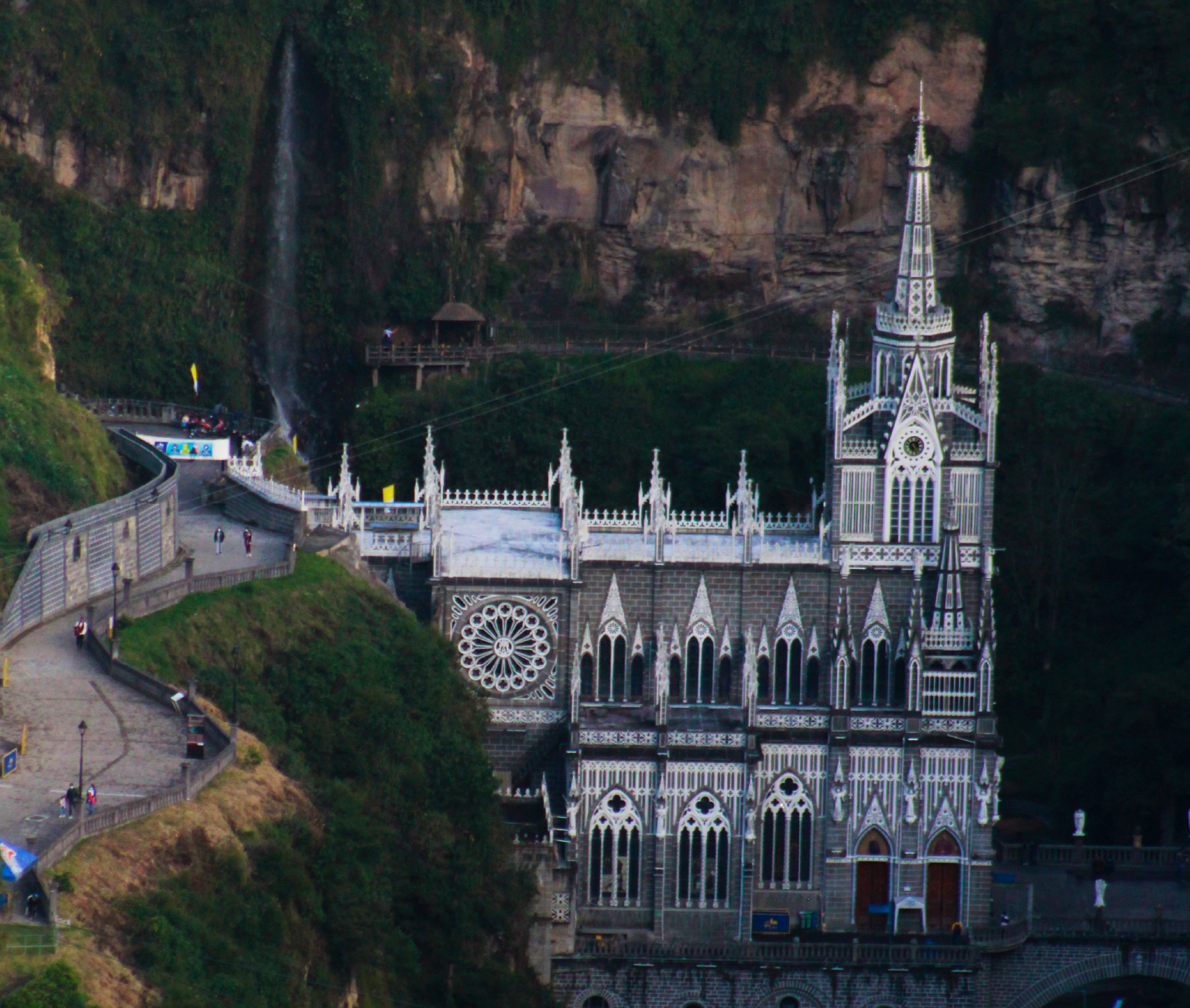 tu agencia de viajes, turismo, pasadias, transporte en ibagué, colombia
