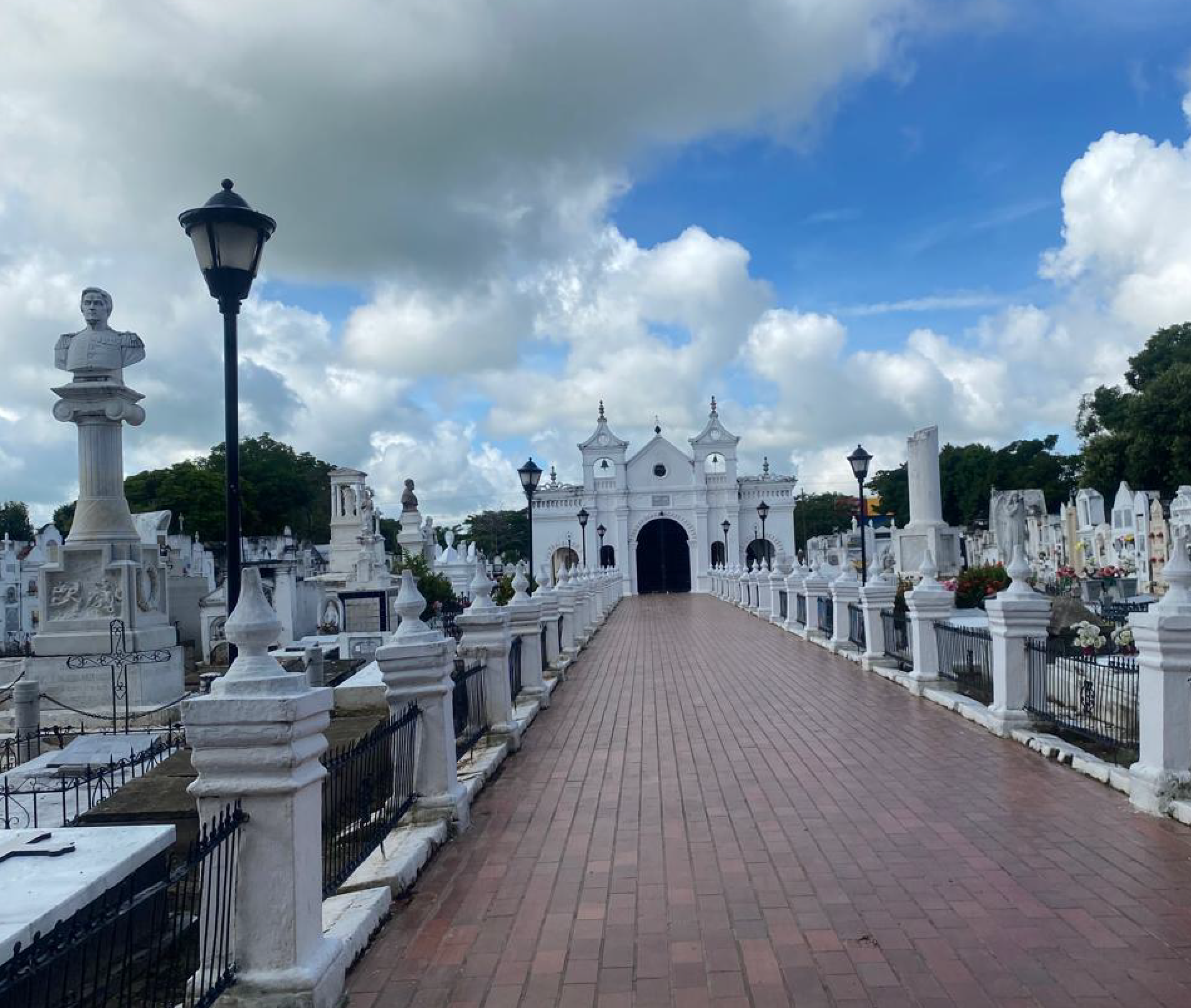 tu agencia de viajes, turismo, pasadias, transporte en ibagué, colombia